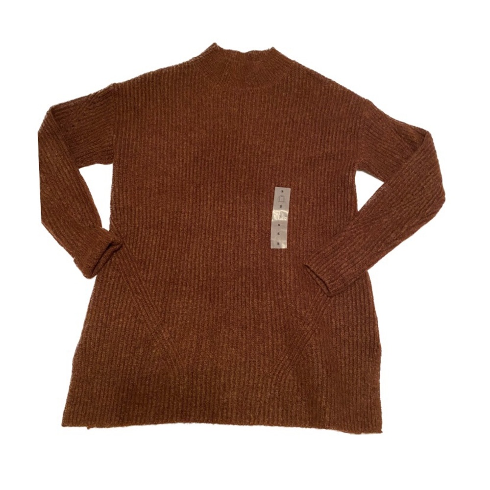 Sweater - Picture 1 of 5